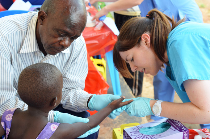 Health volunteer programs in Uganda